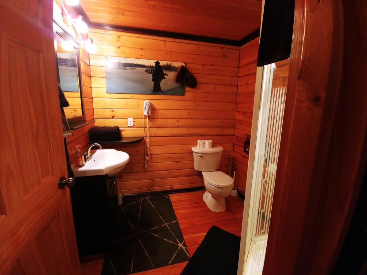 Bone Creek Wilderness Retreat Hotell Blue River Exteriör bild